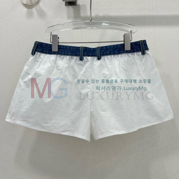  ˷   AX463875-1