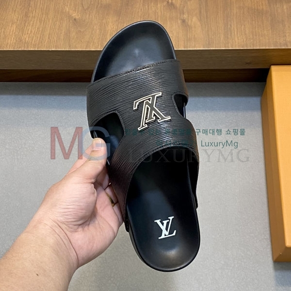 ̺   4LV2405511-1