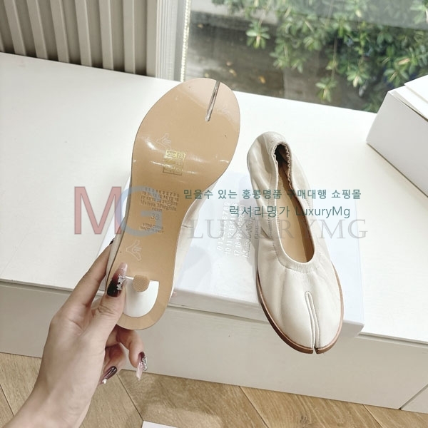  G012  m637898-2