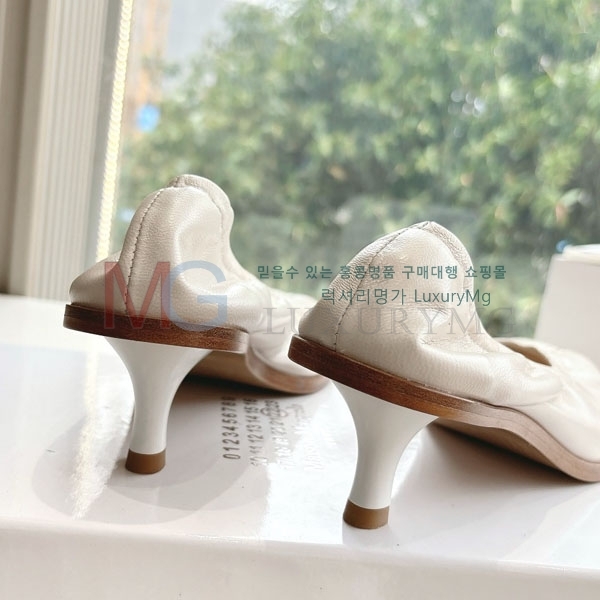  G012  m637898-2