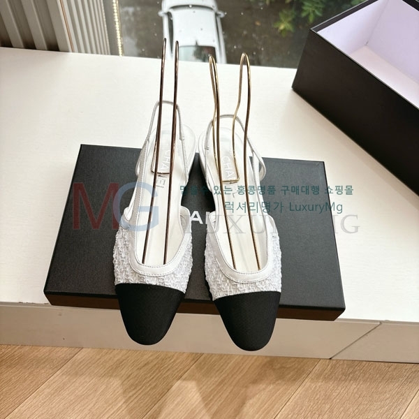 *   MZ650036