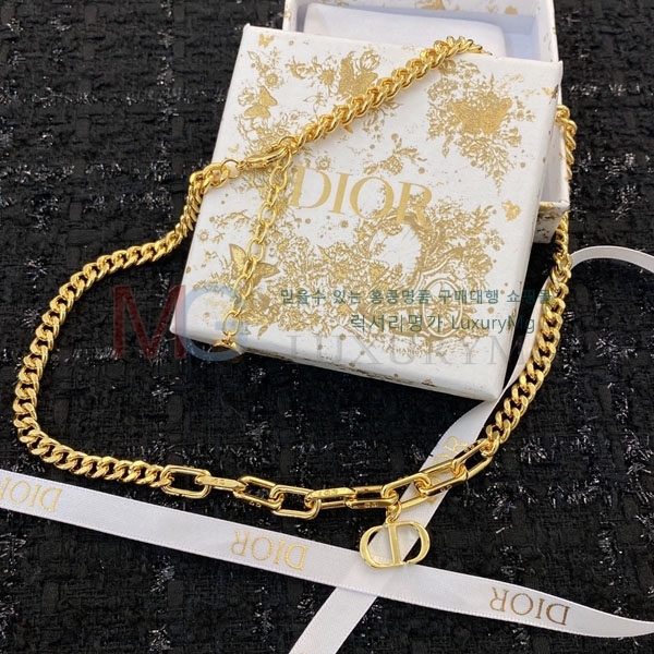 (30 ǰ)   R600321
