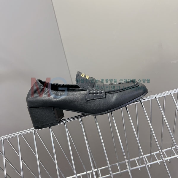 ̿̿   M4402048