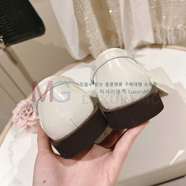 ڷ ġڸ   BC8110990-2