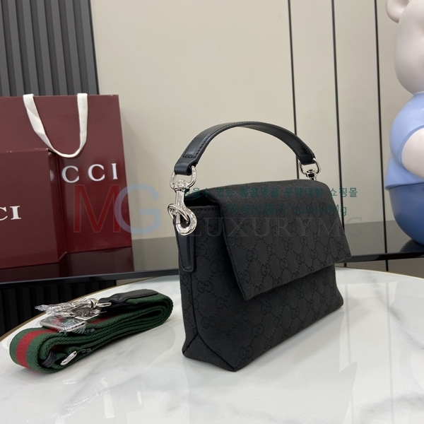    GG ũν ‎821617-1