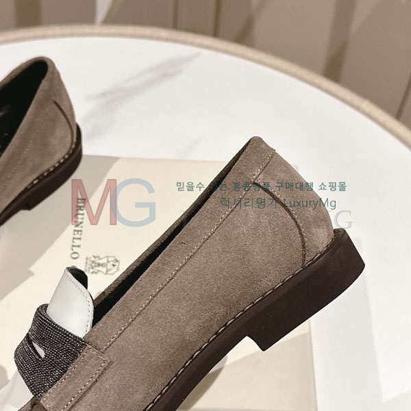ڷ ġڸ   BC8110966