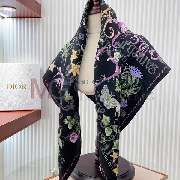 (80 ǰ)  ÷ D550492