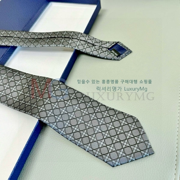  Ÿ DR88840-3