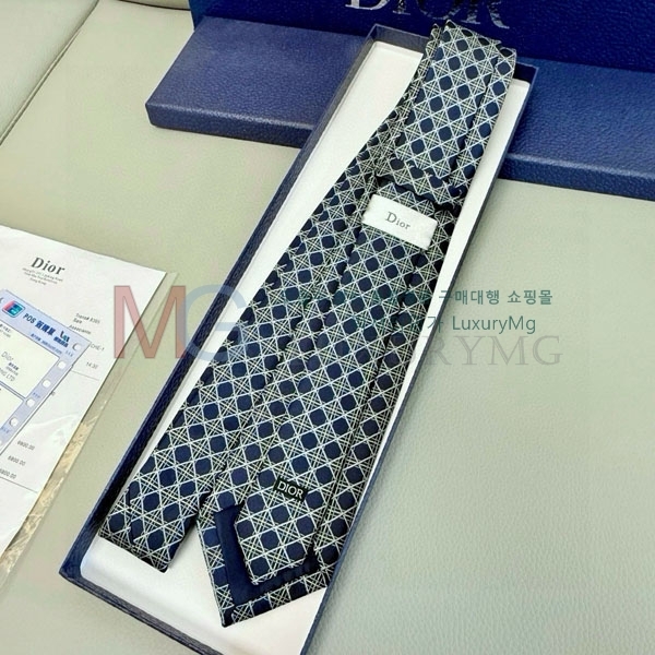  Ÿ DR88840-2