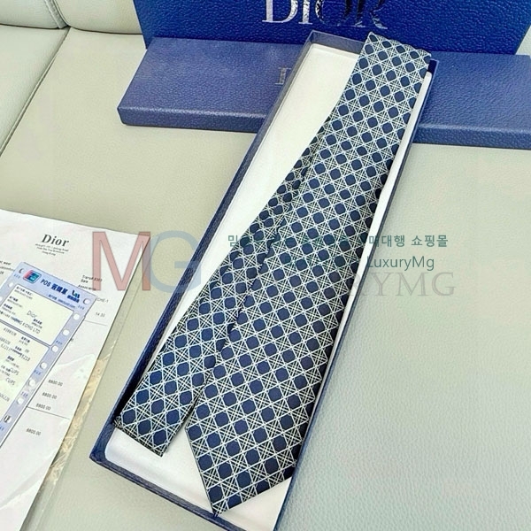  Ÿ DR88840-2