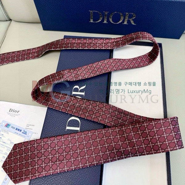  Ÿ DR88840-1