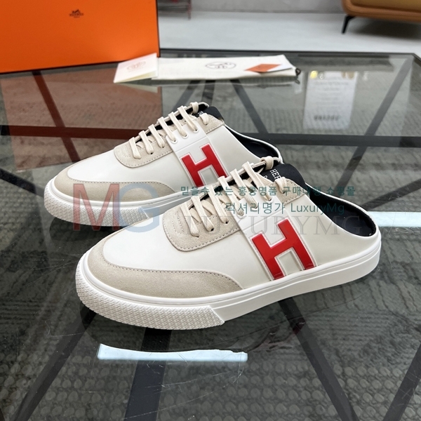 ޽  HE18803308-5