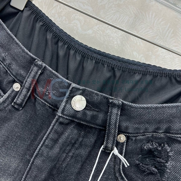  ˷   AX463876-1