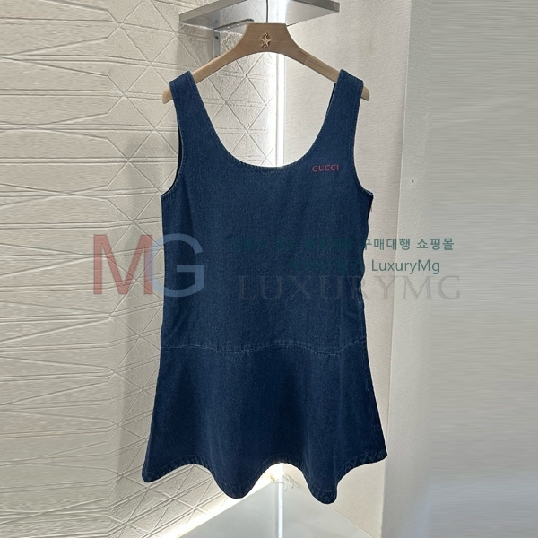   ǽ D25253667