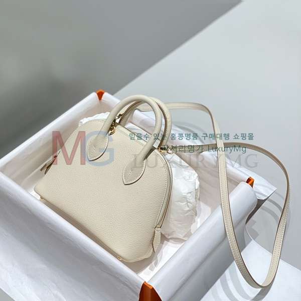 ޽  19 H121200-9