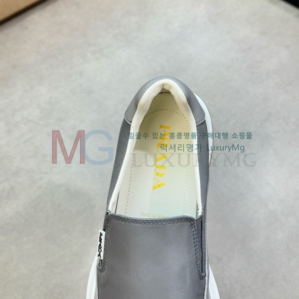    PA69833-1