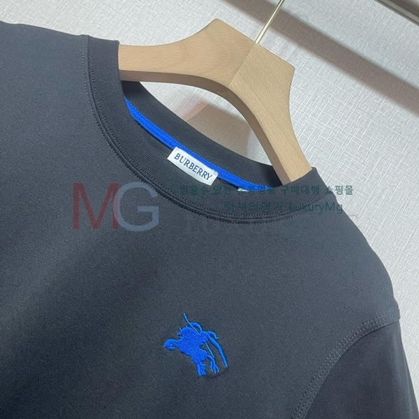    Ƽ BUR64743-