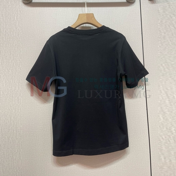    Ƽ BUR64743-