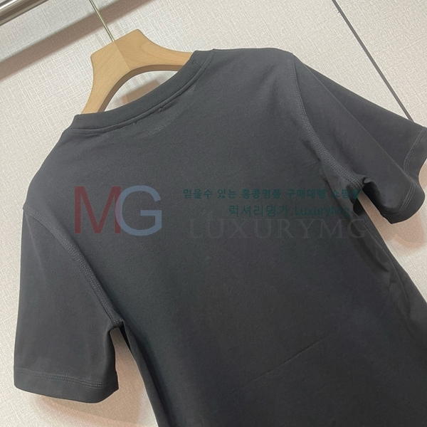    Ƽ BUR64743-