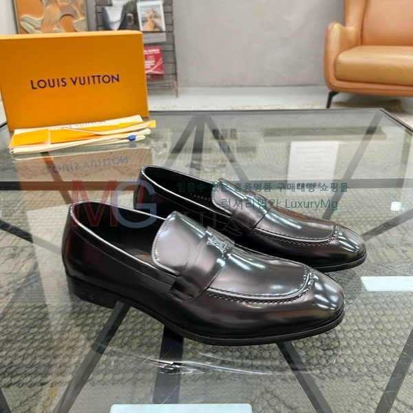  ̺  LVT560032