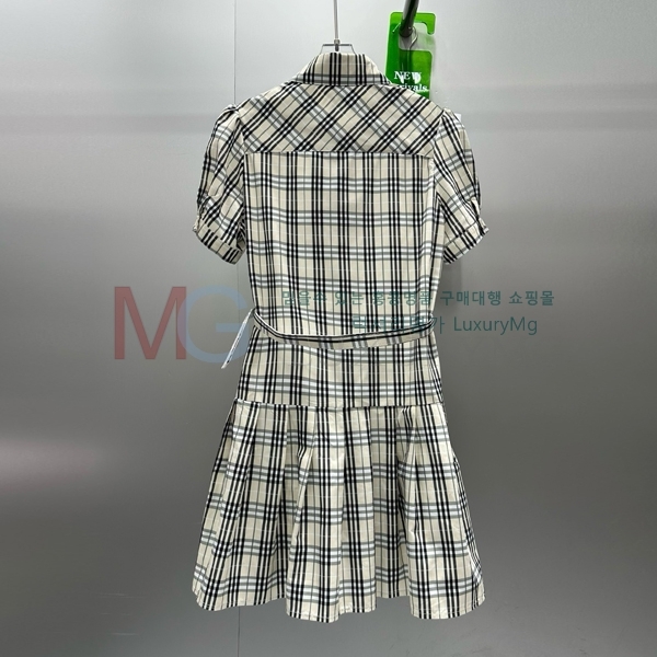   ǽ BU498872-1