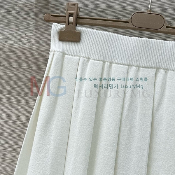   ĿƮ GU321677-2