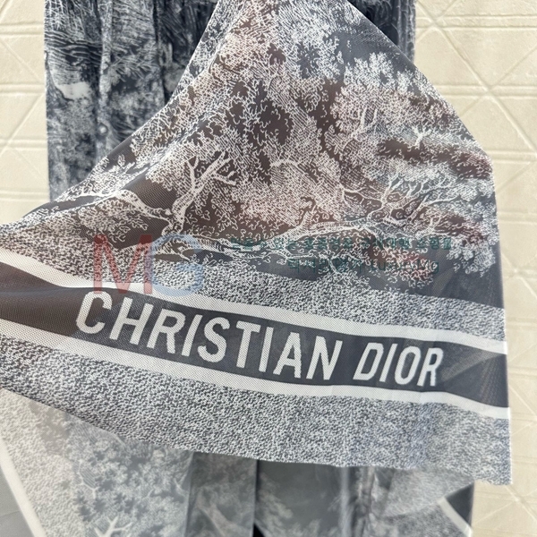   ǽ DO671182-1