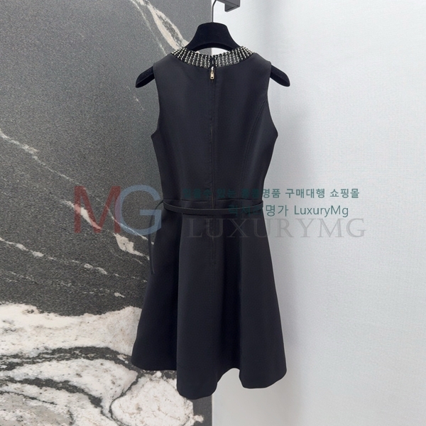   ǽ DO671183-1
