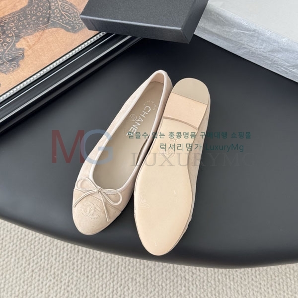  * ÷ CY990703-8