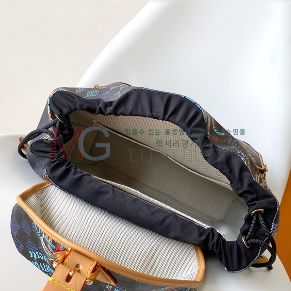 ̺   M40755-1