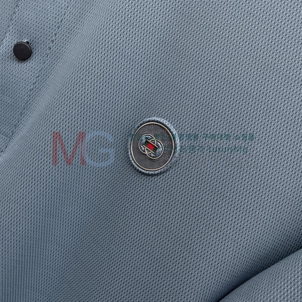   Ƽ 826148-1