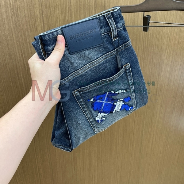   û 489682