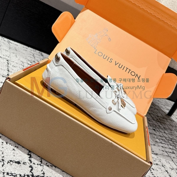  ̺  1LV99062-1