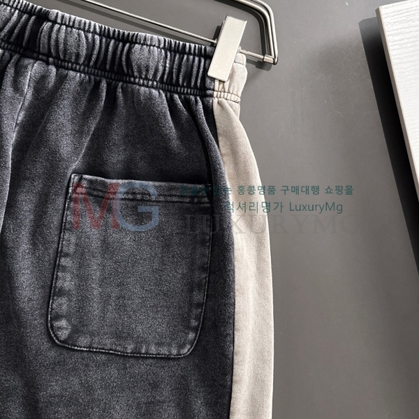   ݹ 489558-2