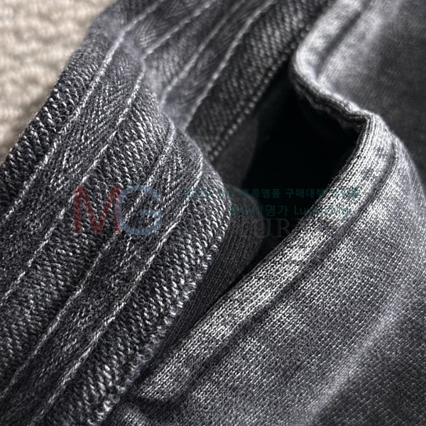   ݹ 489565-4