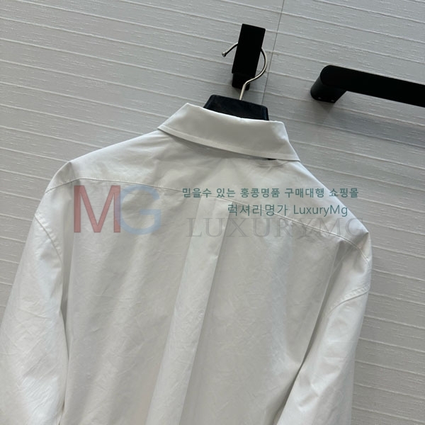  ̿̿  MU57918-1