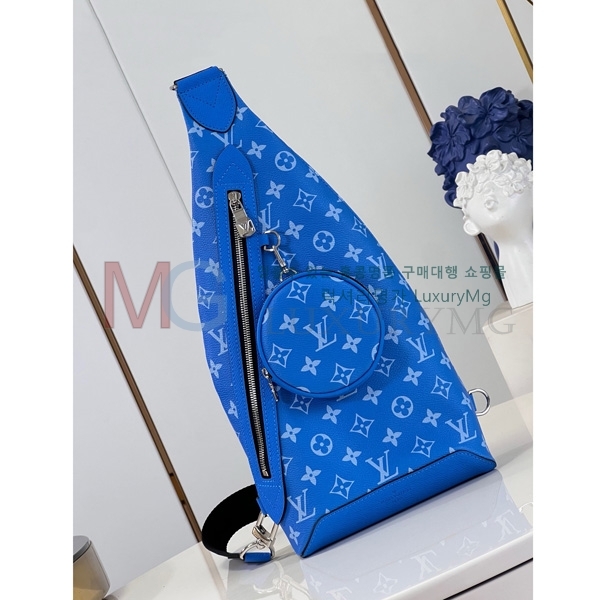 ̺   M31075-1