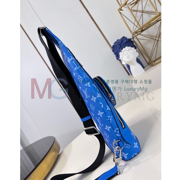 ̺   M31075-1