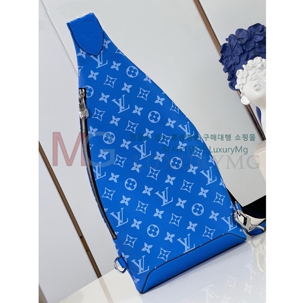 ̺   M31075-1