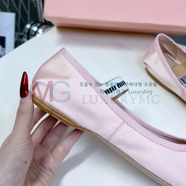  ̿̿ ÷ 1MIU61778-9