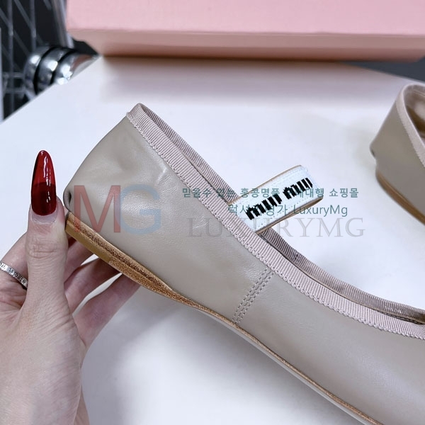  ̿̿ ÷ 1MIU61778-4