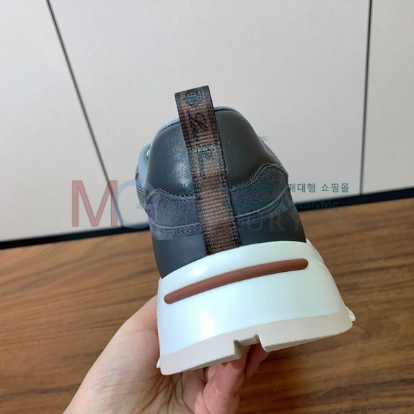  ηǾƳ Ŀ 3LP610098-2