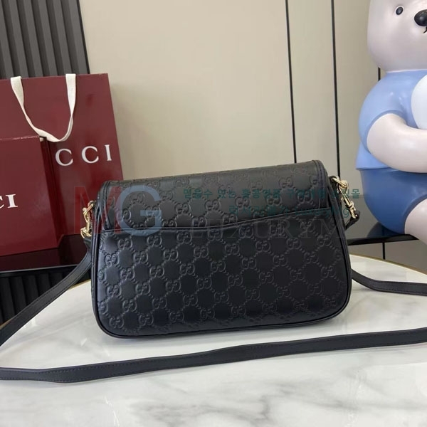  GG  ̵  848882-1