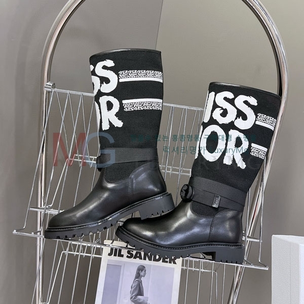    DR600325