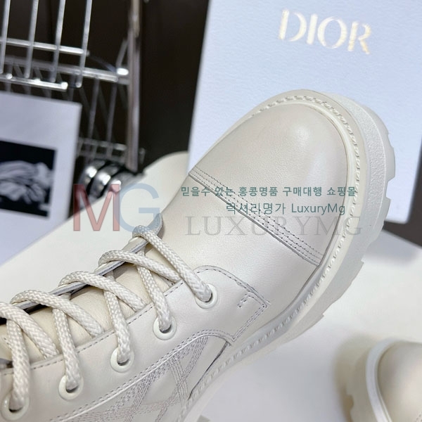   Ŭ  DR600395