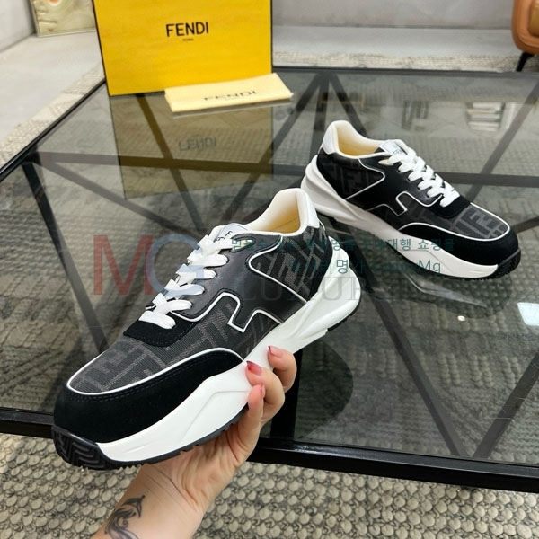   Ŀ F3000952-1