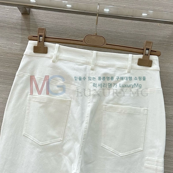  ڷ ġڸ  BC438639