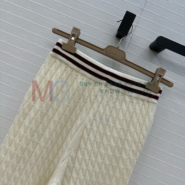  ڷ ġڸ  BC438646