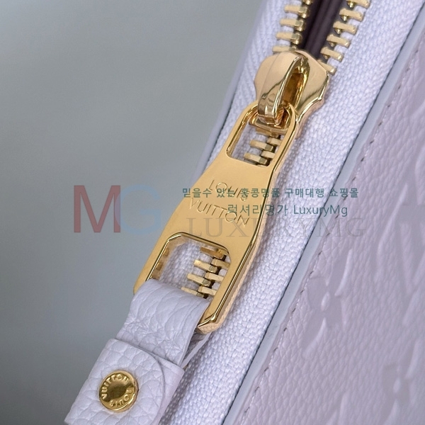 ̺   M61864-300