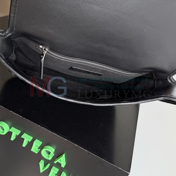 װŸ  ÷ ޽  843836-1